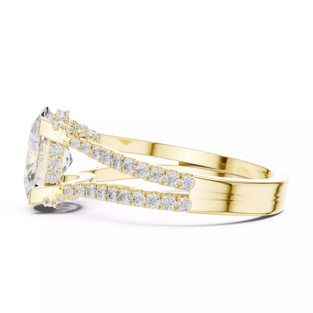 Pavé Split Shank Ring - Oval