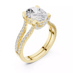 Pavé Split Shank Ring - Oval