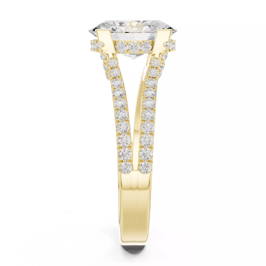 Pavé Split Shank Ring - Oval
