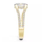 Pavé Split Shank Ring - Oval