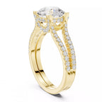 Pavé Split Shank Ring - Round